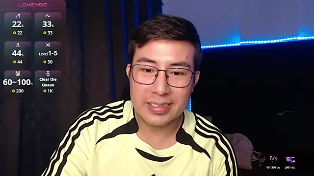 Snapshot of andrewmhilton_ chatting on February 20, 2026, 6:26 am andrewmhilton online show from February 20, 2026, 6:26 am