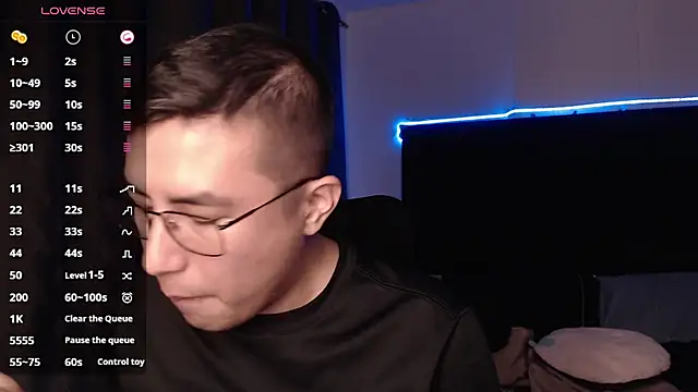 andrewmhilton  online show from October 11, 2025, 5:30 am