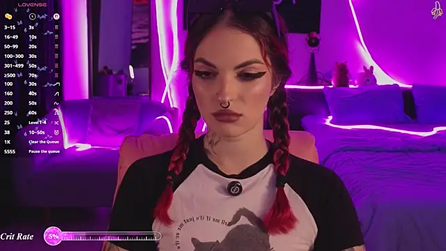 BratzieDarsie online show from July 3, 2026, 2:12 pm