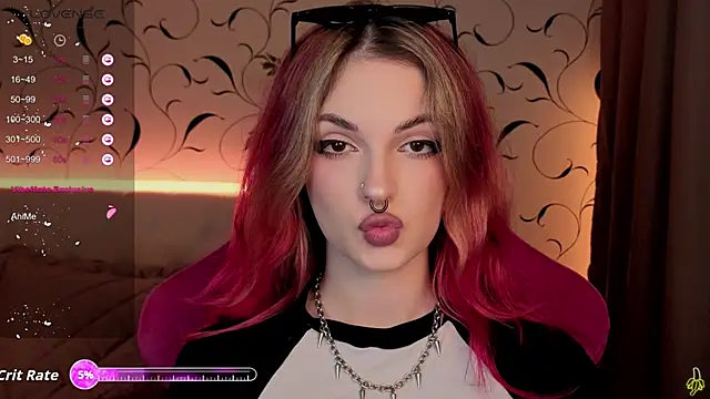 BratzieDarsie online show from December 2, 2025, 9:44 am