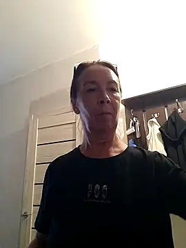 Snapshot of Celine_Faer1 chatting on July 14, 2026, 12:55 pm Celine Faer1 online show from July 14, 2026, 12:55 pm