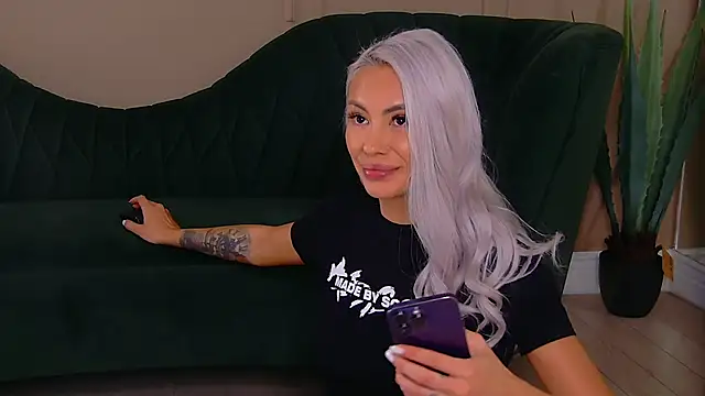 Bailey Rush online show from September 21, 2025, 2:22 pm