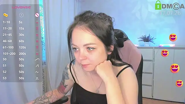 AnnyHoney  online show from July 18, 2026, 1:30 pm