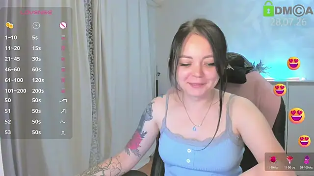 AnnyHoney  online show from July 28, 2026, 7:39 pm