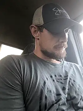 Midwestalpha online show from October 7, 2025, 10:44 pm