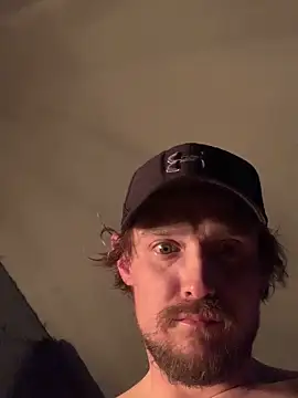 Snapshot of Midwestalpha chatting on February 9, 2026, 7:28 am Midwestalpha online show from February 9, 2026, 7:28 am