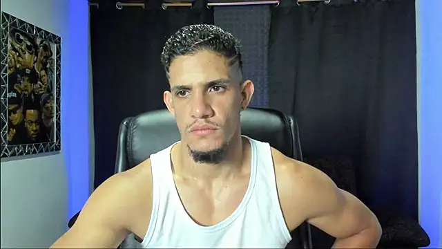 jhonnysnow17 online show from March 14, 2026, 11:33 pm