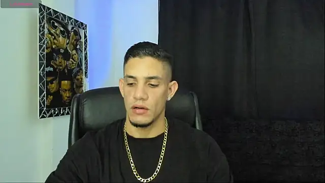 jhonnysnow17 online show from June 16, 2026, 2:22 am