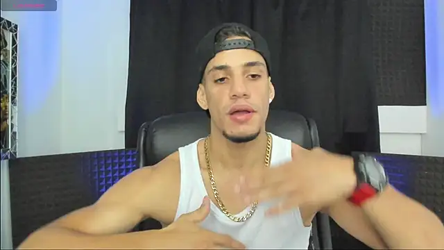 jhonnysnow17 online show from July 13, 2026, 12:00 am