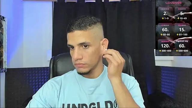 jhonnysnow17 online show from August 5, 2026, 3:22 am