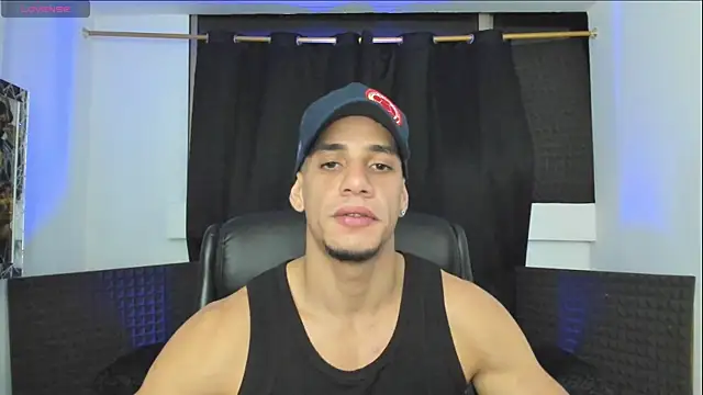 jhonnysnow17 online show from June 20, 2026, 3:44 am