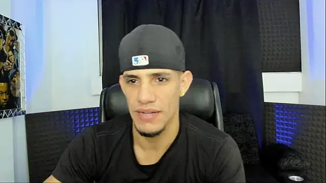 jhonnysnow17 online show from July 5, 2026, 1:54 am