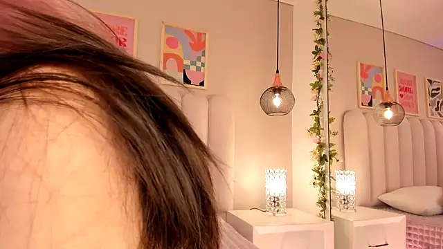 cute  cherry  online show from September 20, 2025, 7:52 pm