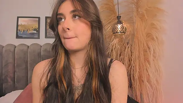 cute  cherry  online show from July 9, 2026, 9:47 pm
