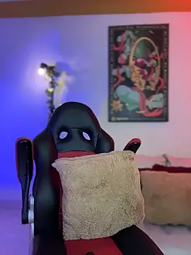 ZahaRoseee online show from April 7, 2026, 3:08 am