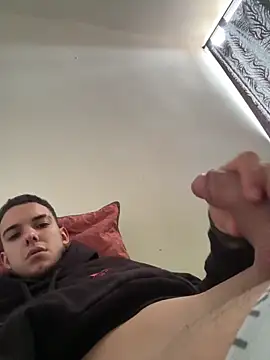 Snapshot of ricardo333 chatting on March 24, 2026, 1:44 pm ricardo333 online show from March 24, 2026, 1:44 pm