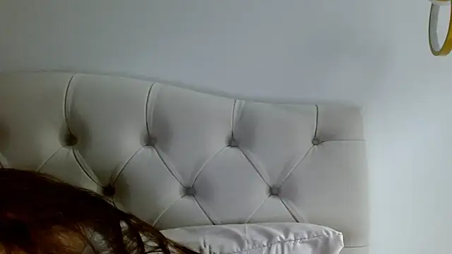 Mika Gold online show from June 18, 2026, 7:52 pm