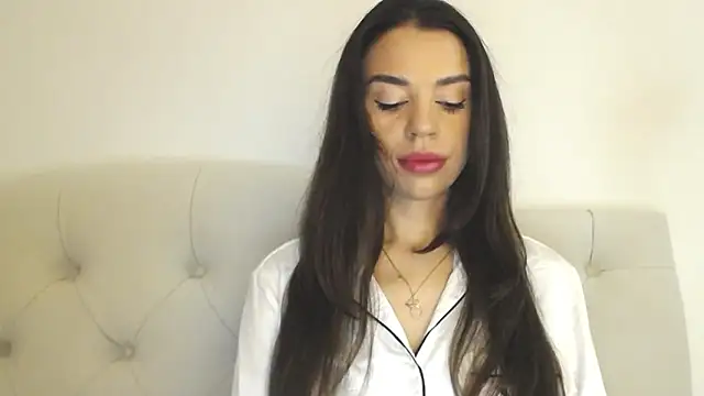 Mika Gold online show from September 19, 2025, 8:51 am