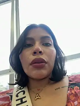 GigiiStone online show from February 27, 2026, 4:51 pm