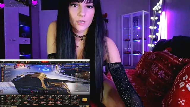 Snapshot of TokioRivers chatting on December 7, 2024, 4:42 pm TokioRivers online show from December 7, 2024, 4:42 pm