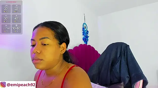 samanthaabloom online show from September 29, 2025, 10:33 am