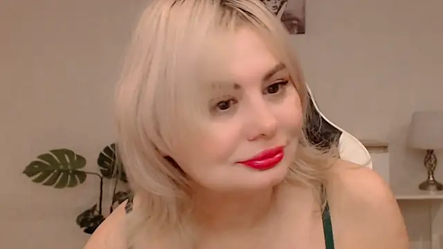 Lola Richie online show from January 12, 2026, 5:14 am