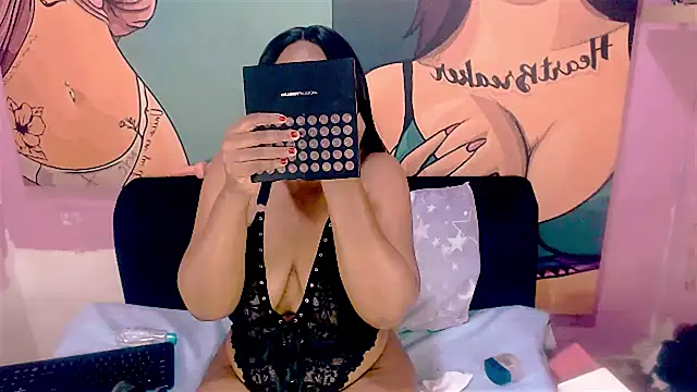 Ebonycherryx online show from September 24, 2025, 8:43 am