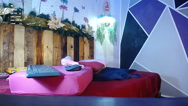 DaMikaela  online show from December 3, 2025, 6:51 pm