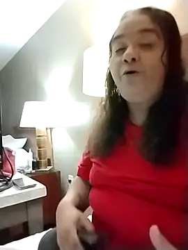 CumswallowinTiff online show from November 6, 2025, 11:31 pm