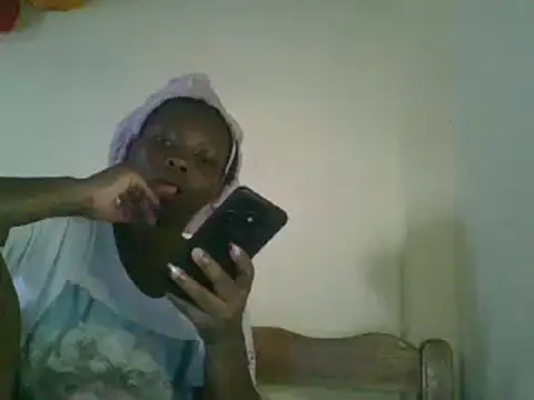 sweet-frida22 online show from March 22, 2025, 2:47 pm