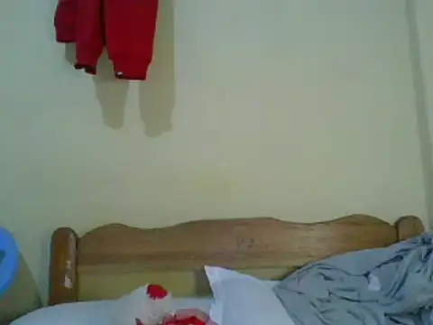 sweet-frida22 online show from March 18, 2025, 2:28 pm