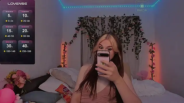  eva  pleasure  online show from September 20, 2025, 7:13 am