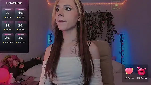  eva  pleasure  online show from October 3, 2025, 7:21 am