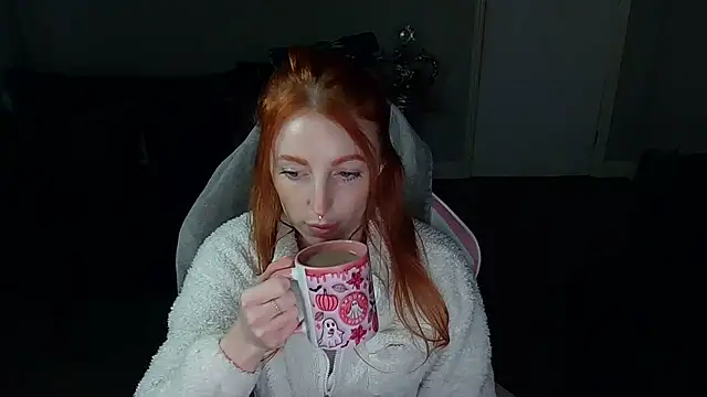 Red firesquirt online show from February 11, 2025, 2:46 pm