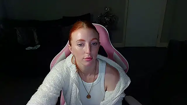 Red firesquirt online show from February 12, 2025, 2:54 pm