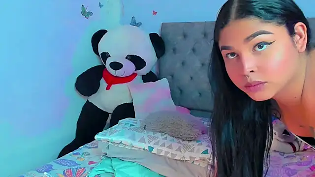 mabellfox online show from February 25, 2025, 6:55 pm