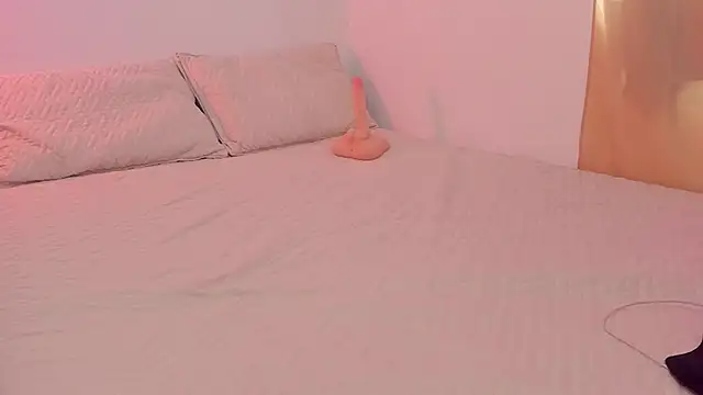 soyamandaa  online show from October 17, 2025, 7:15 pm