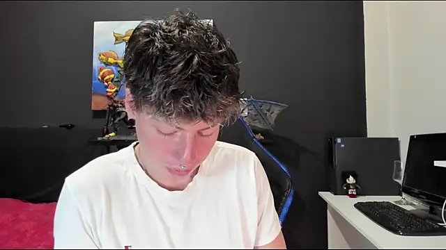 Green acid01 online show from September 10, 2025, 4:39 pm