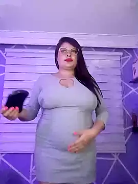 MiiaaJoness online show from March 3, 2025, 6:13 pm