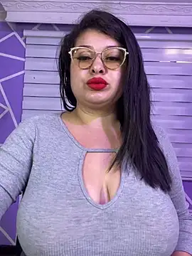 MiiaaJoness online show from March 19, 2026, 4:18 pm