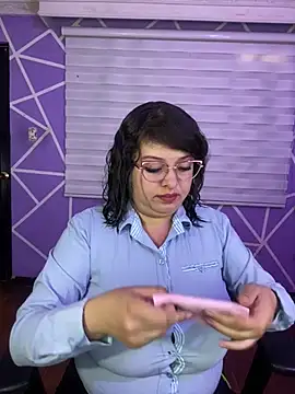 MiiaaJoness online show from July 8, 2026, 4:40 pm