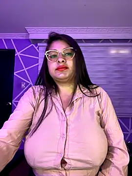 MiiaaJoness online show from September 22, 2025, 3:18 pm