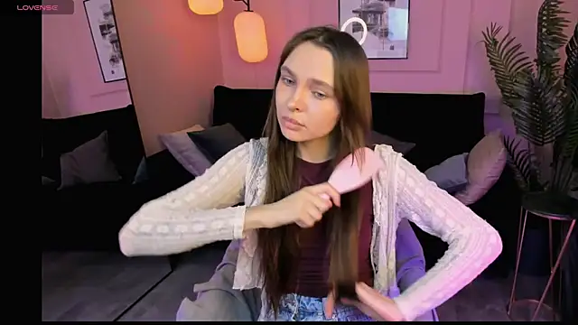 ChloeSunny online show from July 15, 2026, 2:02 pm