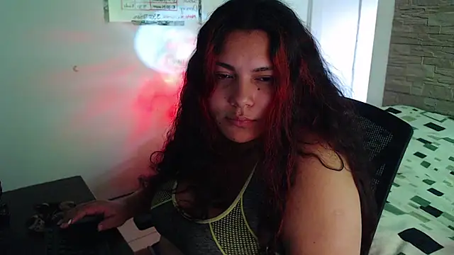 girl milk2 online show from February 6, 2026, 7:43 pm