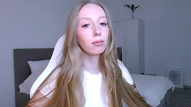 Luna insniity online show from January 8, 2026, 8:48 pm