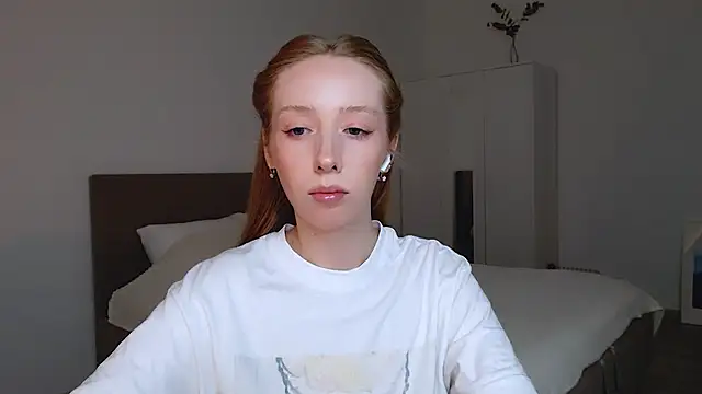 Luna insniity online show from March 7, 2025, 10:10 pm