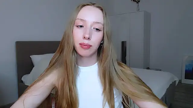 Luna insniity online show from March 5, 2025, 11:16 pm