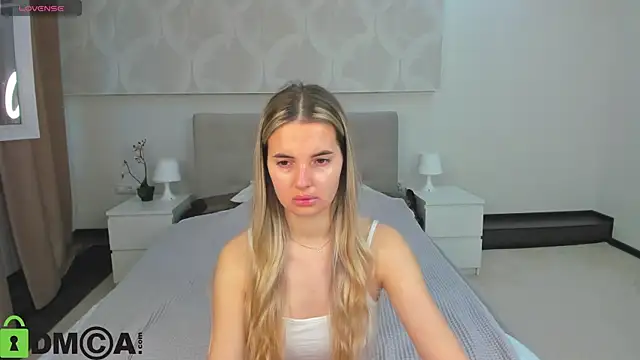 Donna Evans online show from May 2, 2026, 11:54 pm