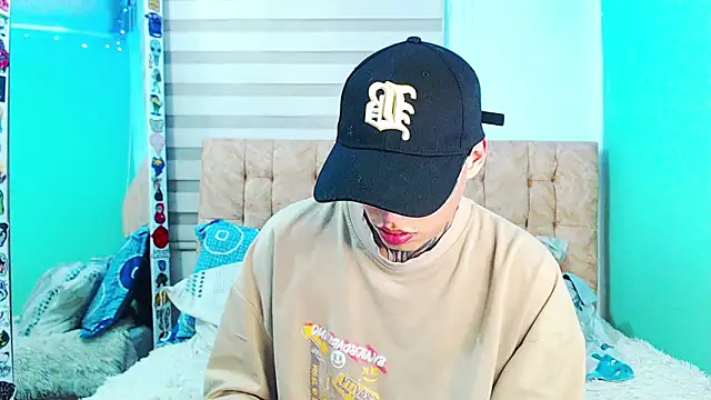 Snapshot of _justinmoon2 chatting on March 4, 2026, 5:04 am justinmoon2 online show from March 4, 2026, 5:04 am