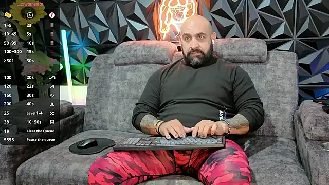JD-69 online show from May 11, 2026, 8:39 pm